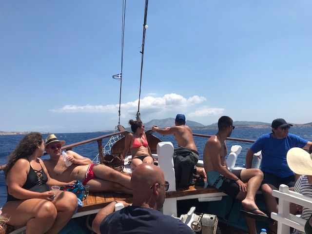 09561BB1-E31A-4E2E-B10C-9C2063B8EE4F