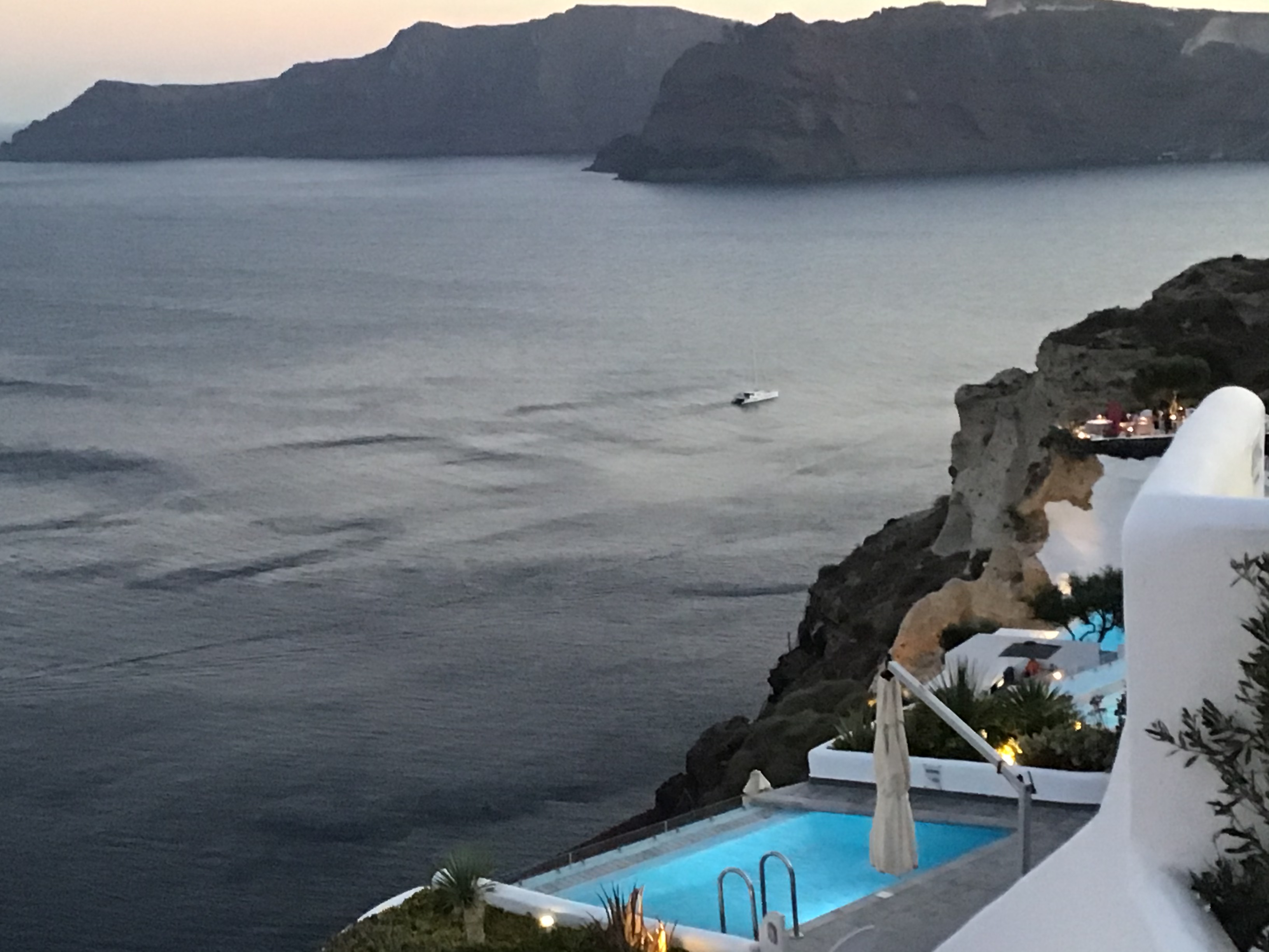 189BC1E4-06F1-4FF2-AC10-03BDB8D50E0E